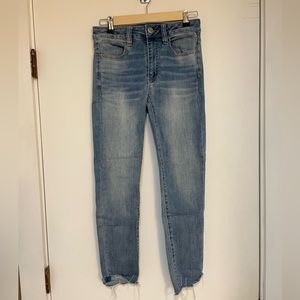 American Eagle Cropped Jeans